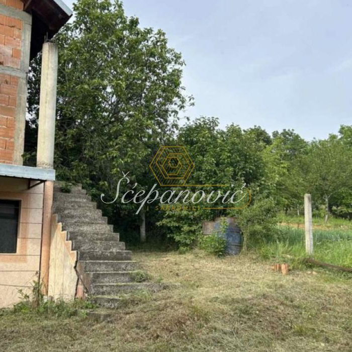 Kuća Prodaja Irig  140 m2