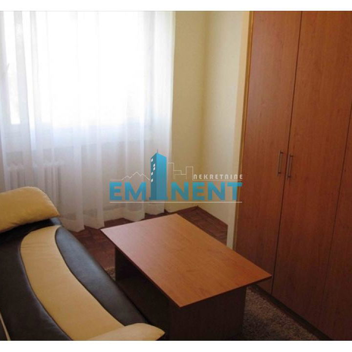 Stan Izdavanje Beograd Blok 23 70 m2