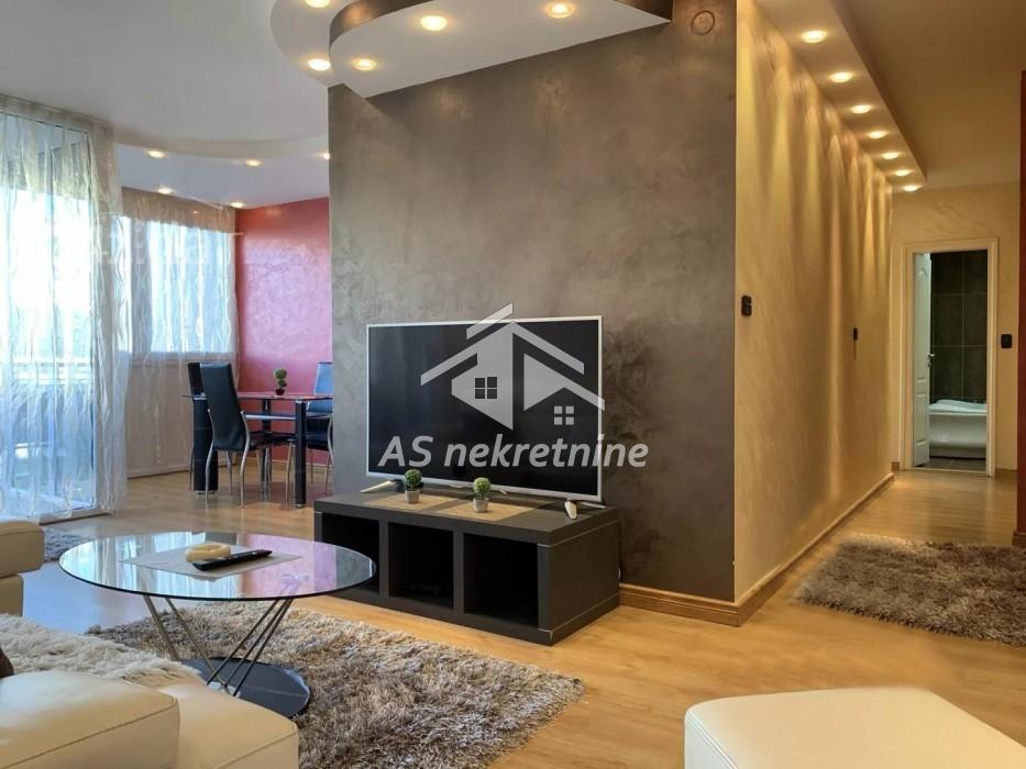 Stan Izdavanje Beograd Blok 22 80 m2