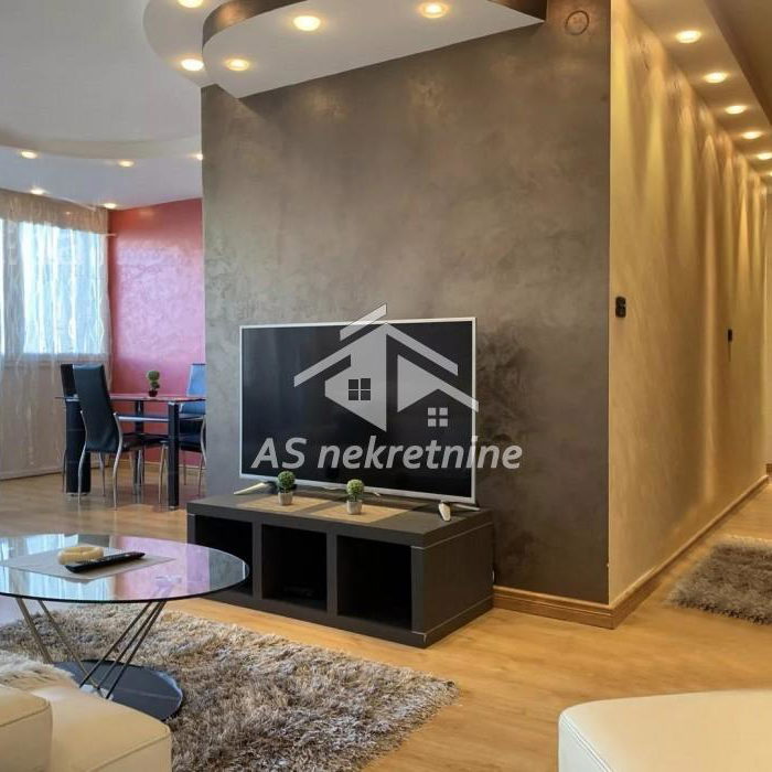 Stan Izdavanje Beograd Blok 22 80 m2