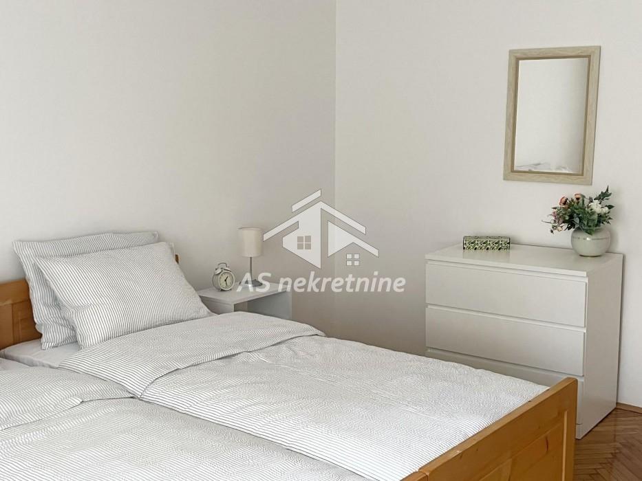 stanovi-izdavanje-Exsf7UNz4u Dvosoban stan za izdavanje, Kalenić Pijaca, Beograd, 67m², 900 €/mes