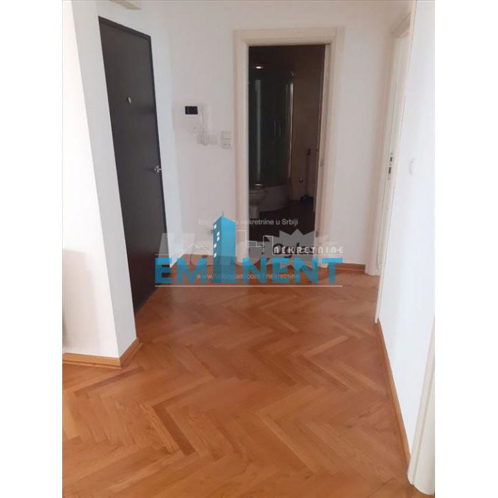 Stan Izdavanje Beograd Crveni Krst Vračar 90 m2
