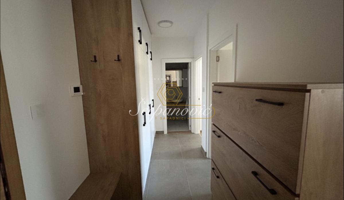 stanovi-izdavanje-HmRga9i4tz Trosoban stan na prodaju, Avijatičarsko Naselje, Novi Sad, 59m², 165.000 €