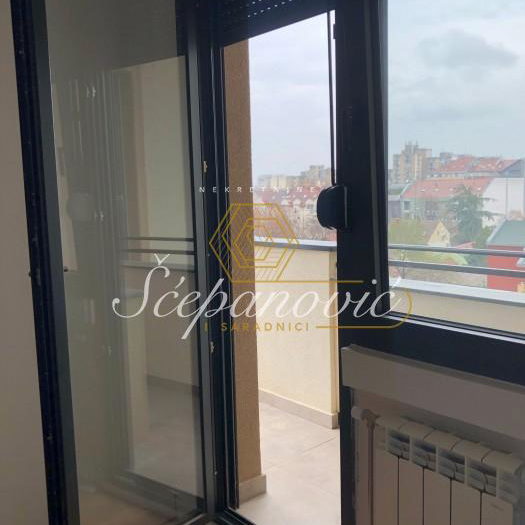 Trosoban stan na prodaju, Grbavica, Novi Sad, 70m², 210.000 €