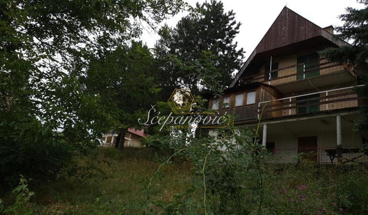 Plac Prodaja Irig  11850 m2