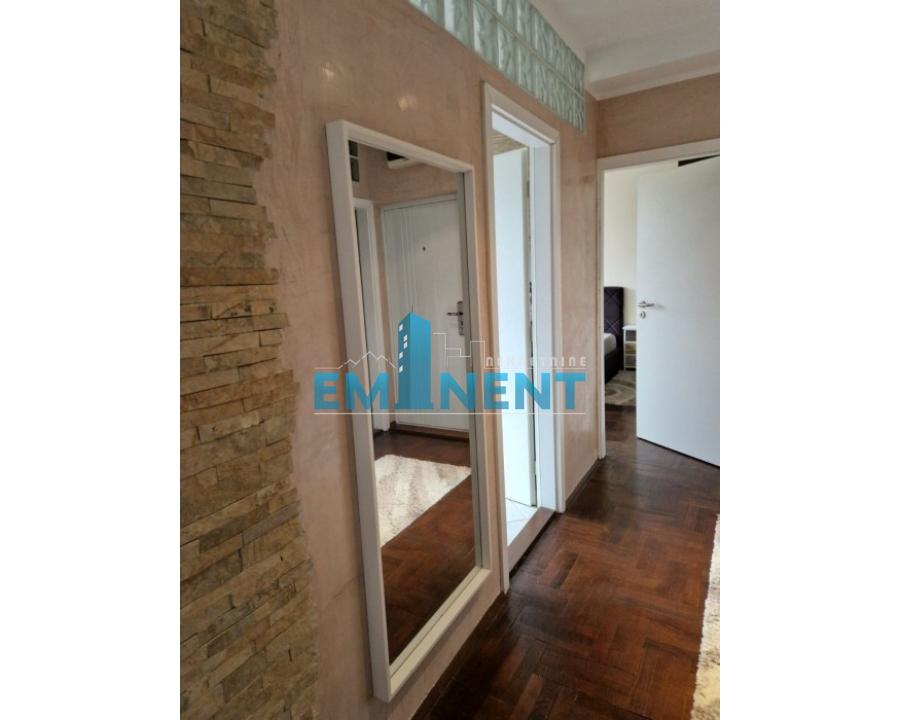 Dvosoban stan za izdavanje, Blok 1 – Fontana, Beograd, 59m², 750 €/mes
