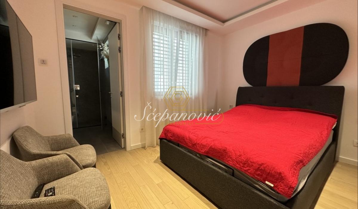 stanovi-izdavanje-KpYOnL5NI4 Stan Izdavanje Beograd Krunska 163 m2