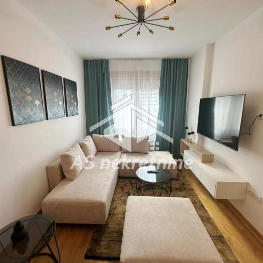 Stan Izdavanje Beograd Južni Bulevar 49 m2