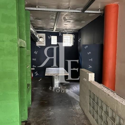Lokal za izdavanje, Cara Dušana, Beograd, 88m², 2.500 €/mes