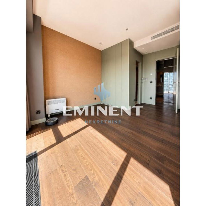 Stan Prodaja Beograd Blok 65 105 m2