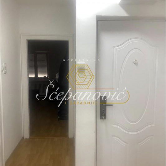 Stan Prodaja Novi Sad  50 m2