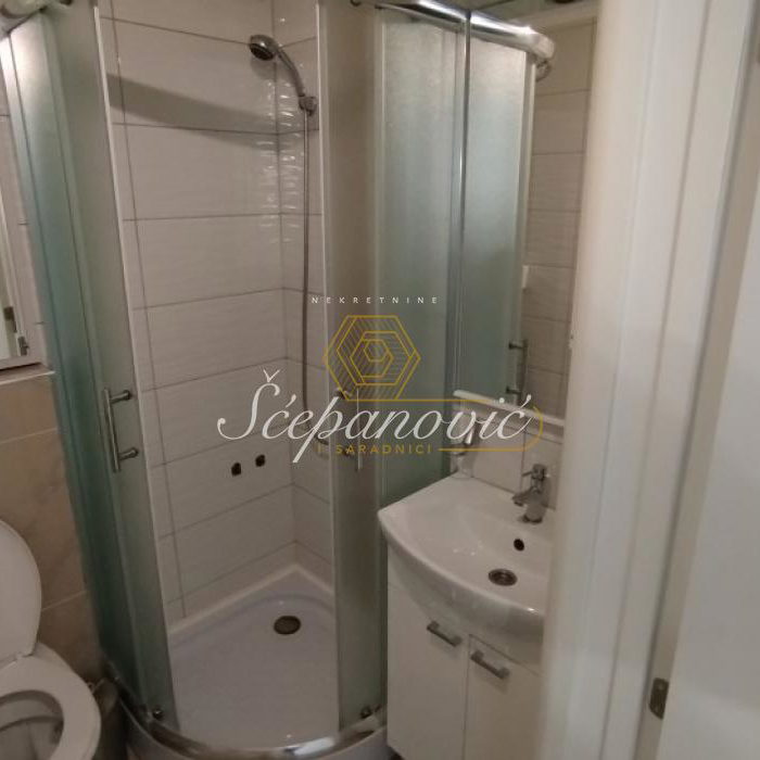 Kuća na prodaju, Veternik, Novi Sad, 795m², 1.050.000 €