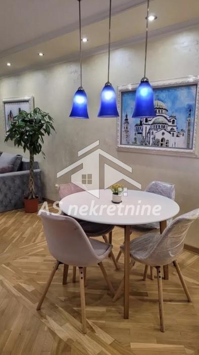 Stan Izdavanje Beograd Stan Izdavanje Beograd Hram Svetog Save 94 m2