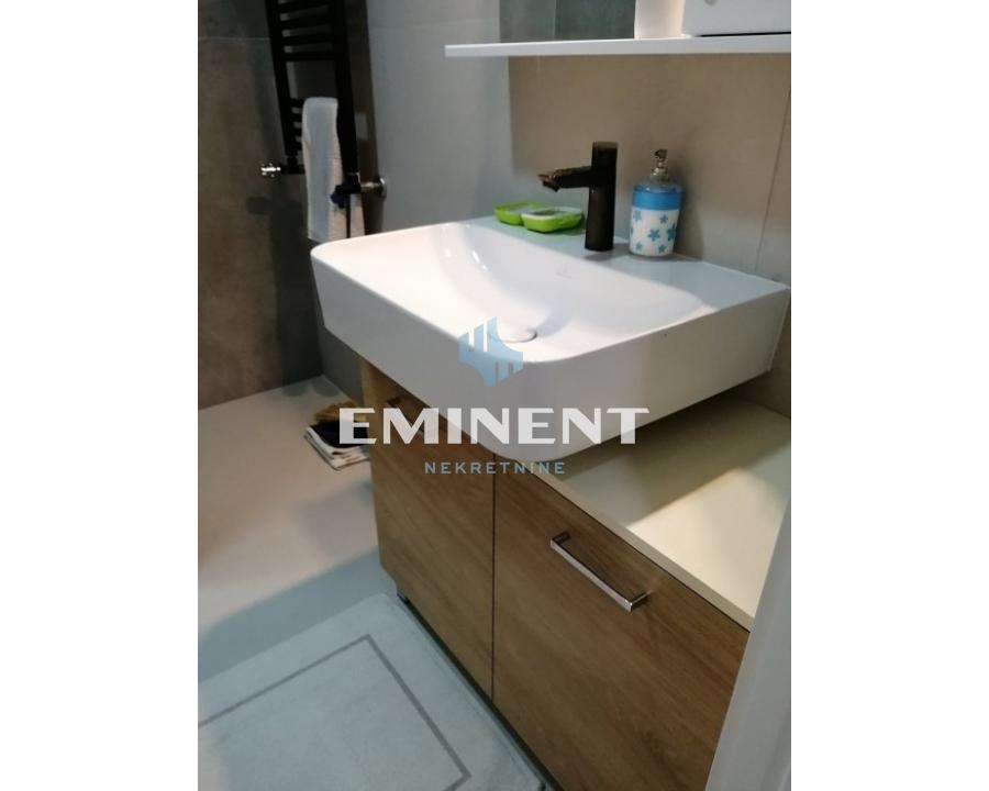 stanovi-izdavanje-NAjObb5Qrn Stan Izdavanje Beograd Gundulićev Venac 37 m2