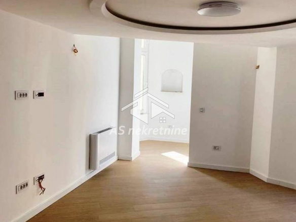 Stan Izdavanje Beograd Karađorđeva 113 m2