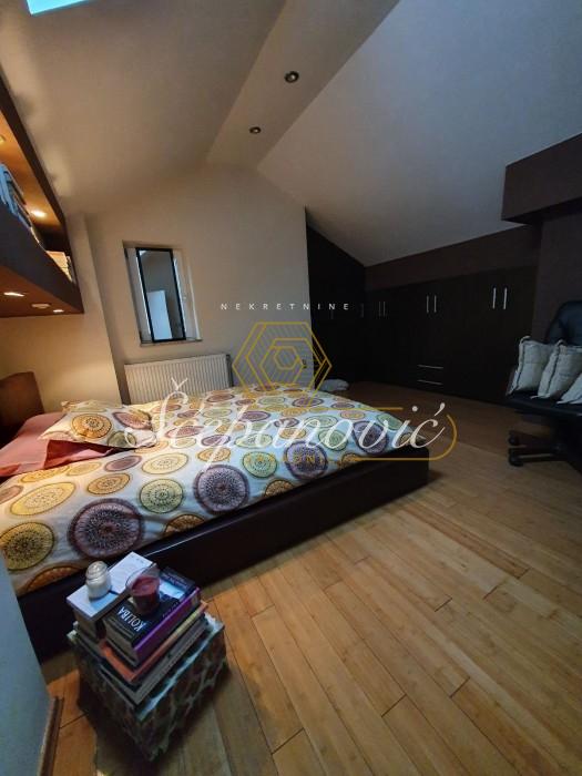 Trosoban stan na prodaju, Nova Detelinara, Novi Sad, 113m², 235.000 €