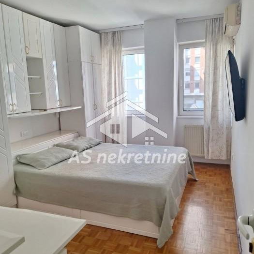 Dvosoban stan za izdavanje, Tašmajdan, Beograd, 55m², 1.200 €/mes