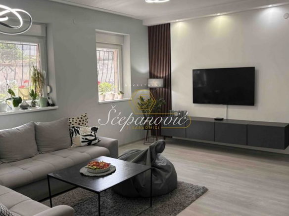 Stan Prodaja Novi Sad  67 m2