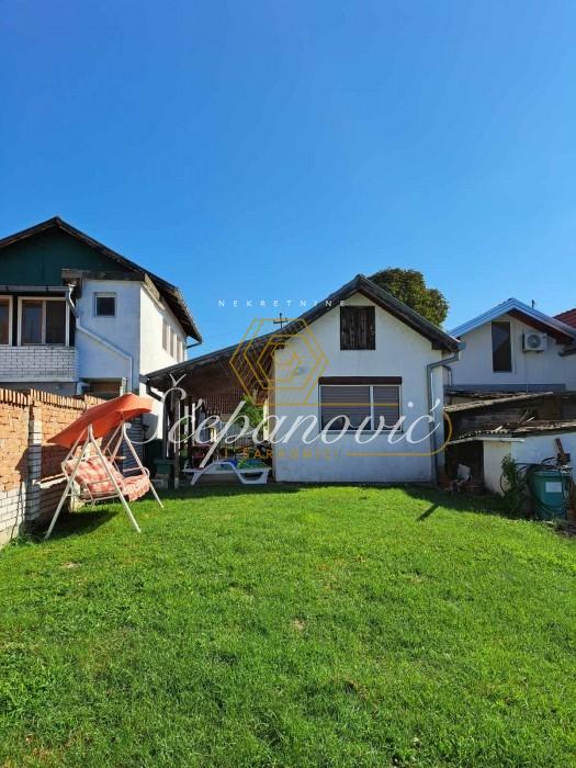 Kuća Prodaja Beočin  23 m2