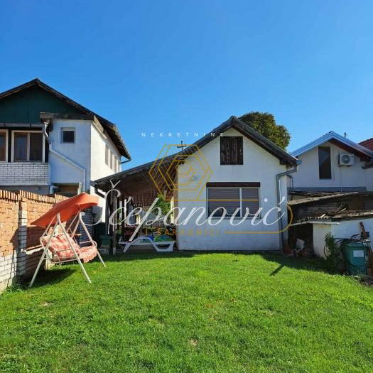 Kuća Prodaja Beočin  23 m2