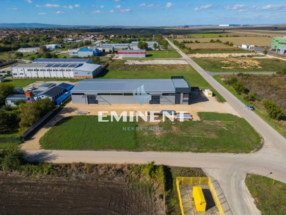 Lokal Izdavanje Inđija  1612 m2