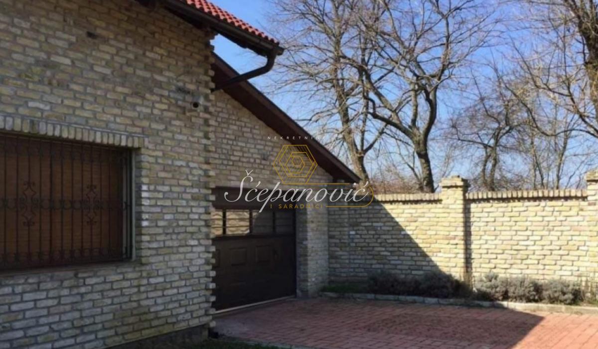 Kuća Prodaja Vrbas  151 m2