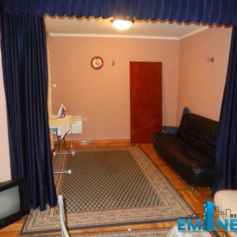 Kuća Prodaja Beograd Dušanovac 300 m2