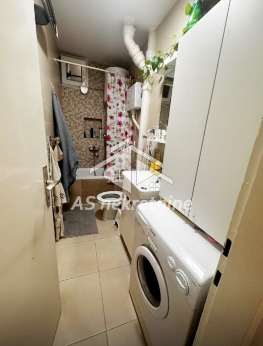 stanovi-izdavanje-VAOrXLFJme Trosoban stan za izdavanje, Banovo Brdo, Beograd, 62m², 650 €/mes
