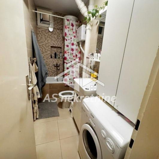 Trosoban stan za izdavanje, Banovo Brdo, Beograd, 62m², 650 €/mes