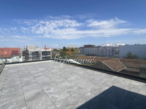 Stan Prodaja Novi Sad  50 m2