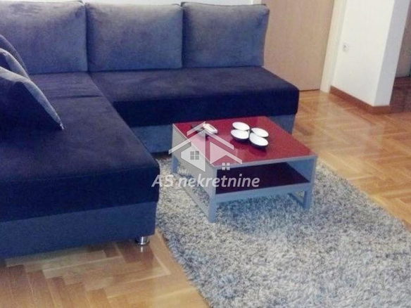 Stan Izdavanje Beograd Blok 25 - Arena 43 m2