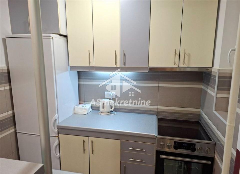 Stan Izdavanje Beograd Slavija 47 m2