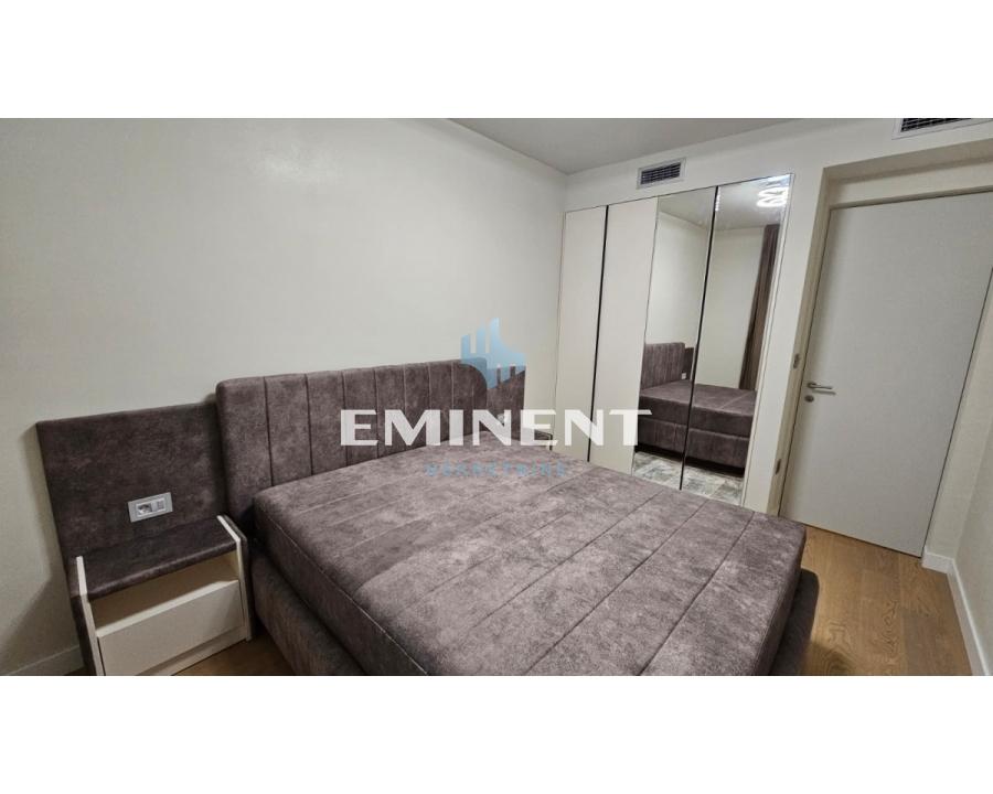 Trosoban stan za izdavanje, Blok 65, Beograd, 76m², 1.600 €/mes