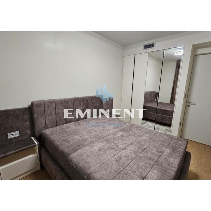 Trosoban stan za izdavanje, Blok 65, Beograd, 76m², 1.600 €/mes