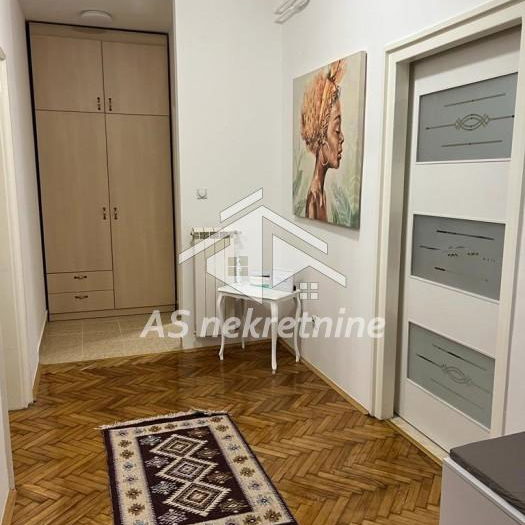 Dvosoban stan za izdavanje, Kalenić Pijaca, Beograd, 67m², 900 €/mes