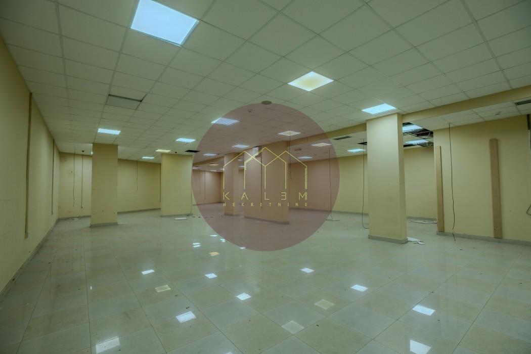 Lokal za izdavanje, Konjarnik, Beograd, 1195m², 6.500 €/mes