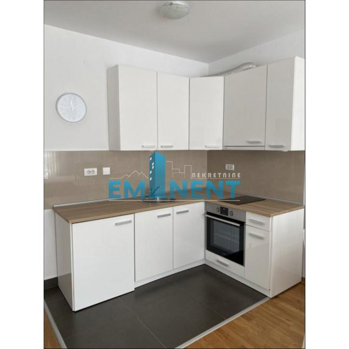 Stan Izdavanje Beograd  36 m2
