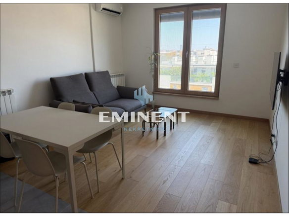 Stan Izdavanje Beograd Blok 65 42 m2