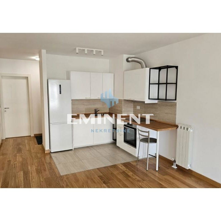 Stan Izdavanje Beograd Blok 65 107 m2