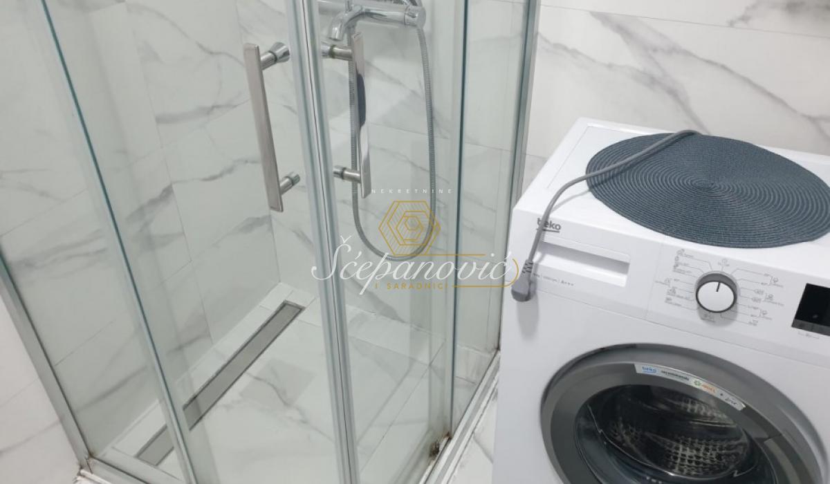 Stan Prodaja Novi Sad  24 m2