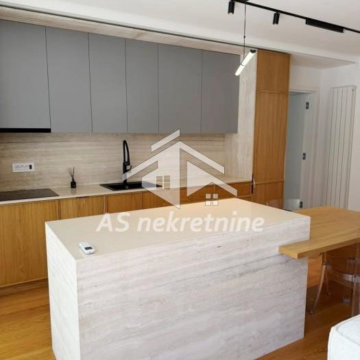 Stan Izdavanje Beograd Crveni Krst Vračar 125 m2