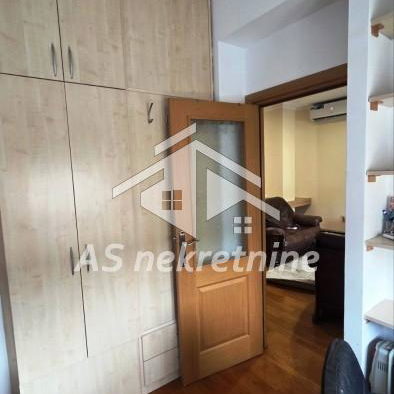 Trosoban stan za izdavanje, Skupština, Beograd, 65m², 900 €/mes