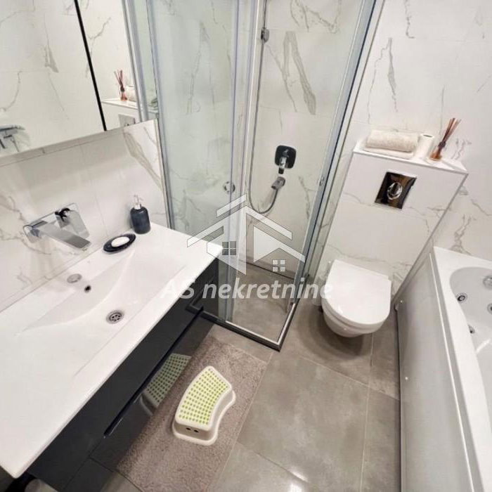 Četvorosoban stan na prodaju, Južni Bulevar, Beograd, 88m², 387.000 €