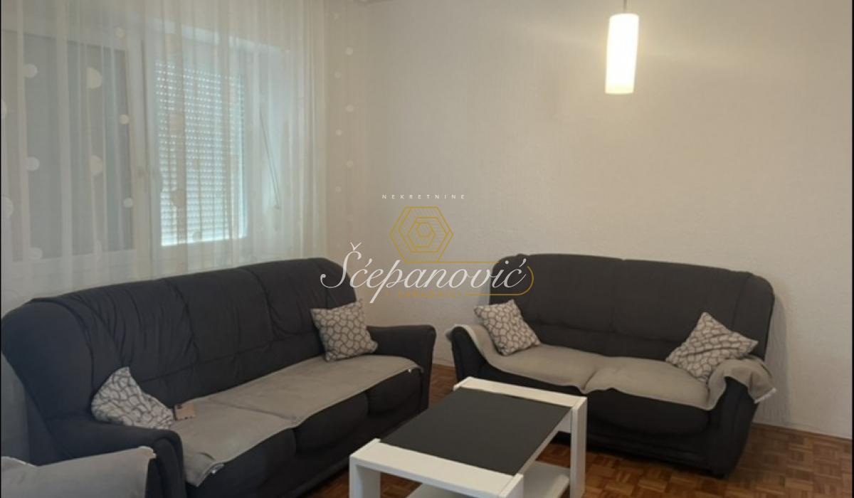 Kuća Prodaja Novi Sad  326 m2