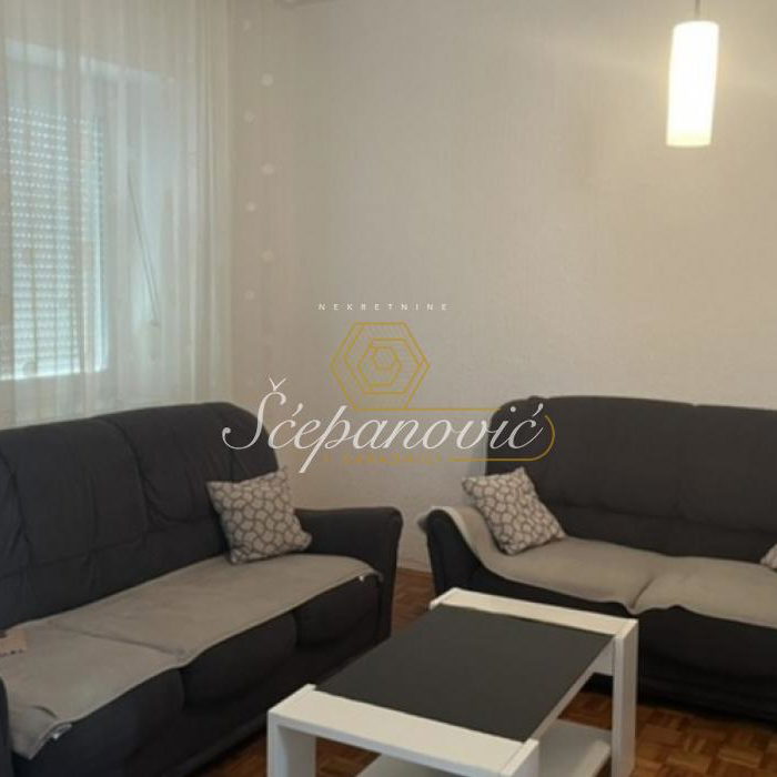 Kuća Prodaja Novi Sad  326 m2