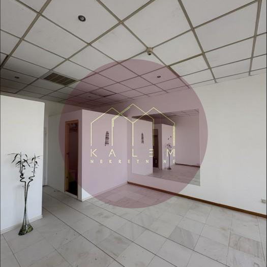 Lokal Izdavanje Beograd Blok 11c - Stari Merkator 51 m2