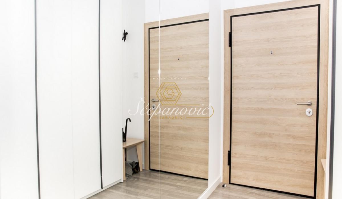 stanovi-izdavanje-beograd-H107EFVjLF Trosoban stan na prodaju, Podbara, Novi Sad, 63m², 198.350 €