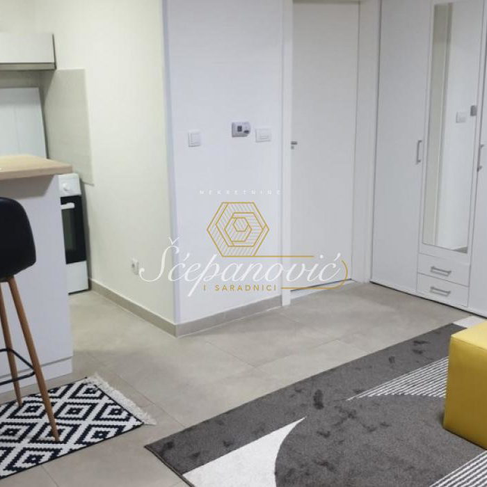 Stan Prodaja Novi Sad  24 m2