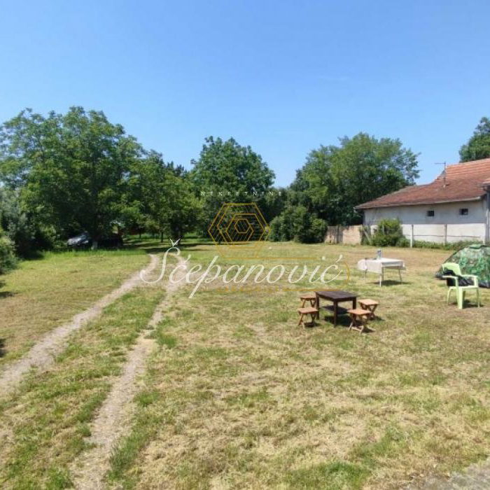 Plac Prodaja Novi Sad  5870 m2