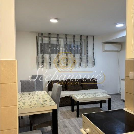 Stan Prodaja Novi Sad  38 m2